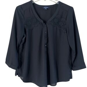 American Eagle Outfitters Blouse Sheer and Lace Size Medium V-neck Pleated Boho